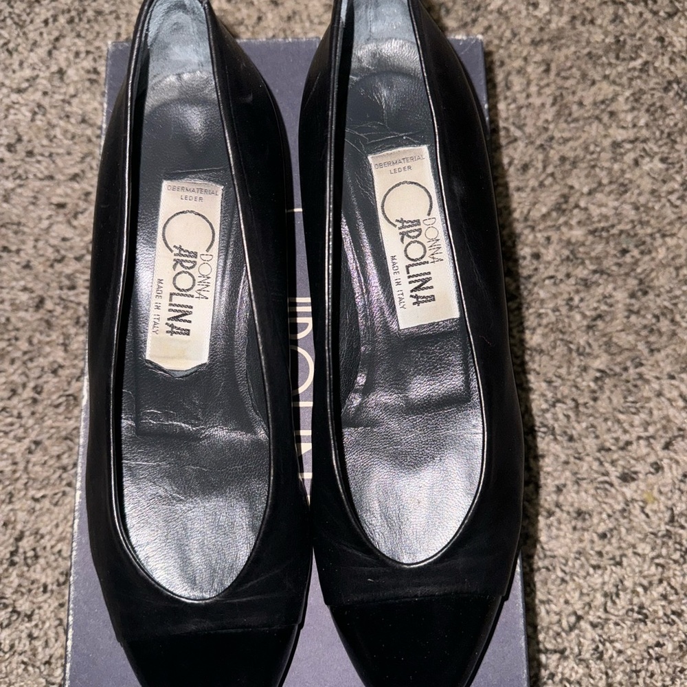 used in good condition, size 36 1/2, black color